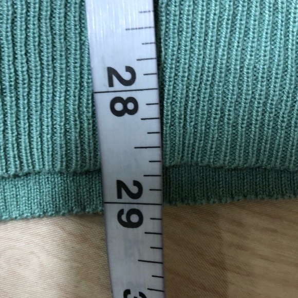 Elle Mint Green With Gold Sequins Lightwight Knit Blouse V Neck Size L NWT - Picture 6 of 6